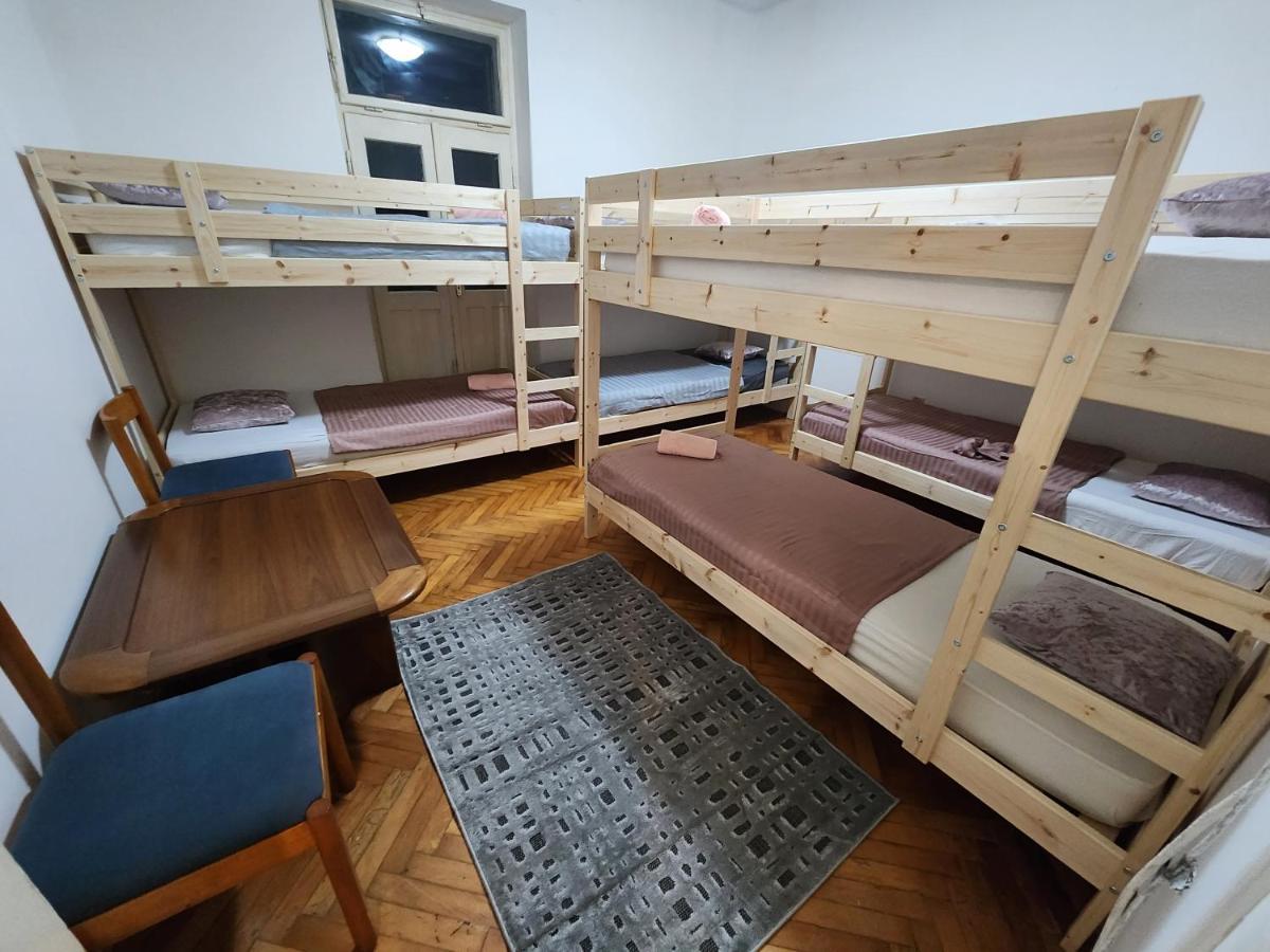 Hostel Queen Centar Split Zewnętrze zdjęcie