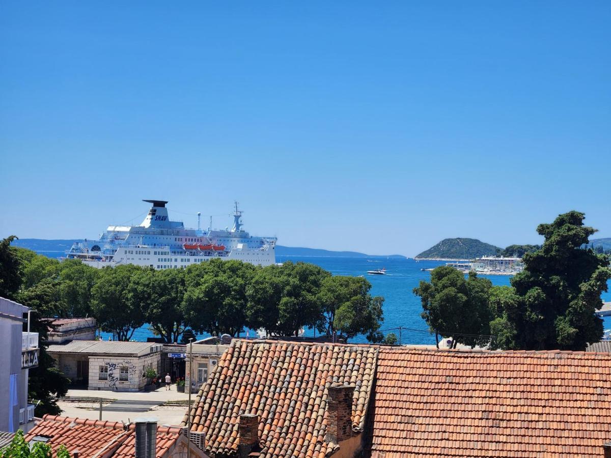 Hostel Queen Centar Split Zewnętrze zdjęcie